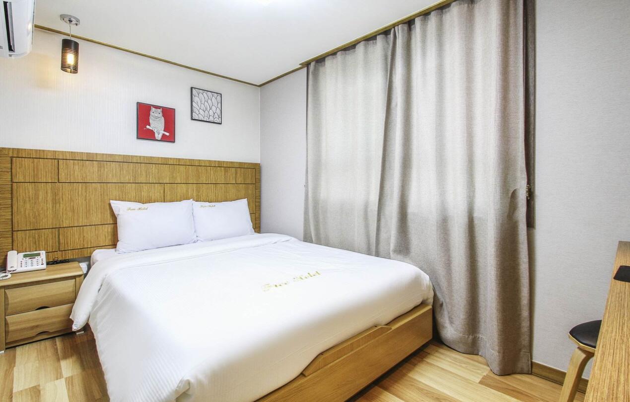 Hotel Economic Free